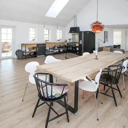 Awesome In Samso With Kitchen *